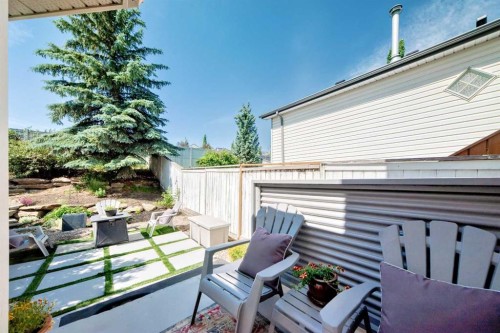 216 Hidden Spring Green Nw, Calgary, AB 