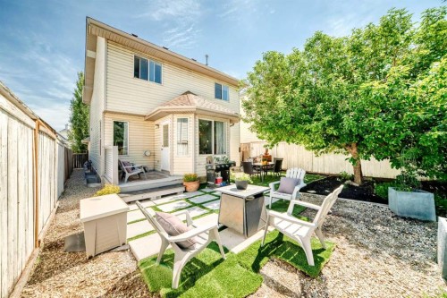 216 Hidden Spring Green Nw, Calgary, AB 