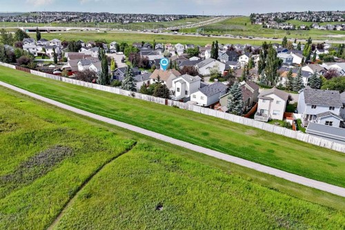 216 Hidden Spring Green Nw, Calgary, AB 