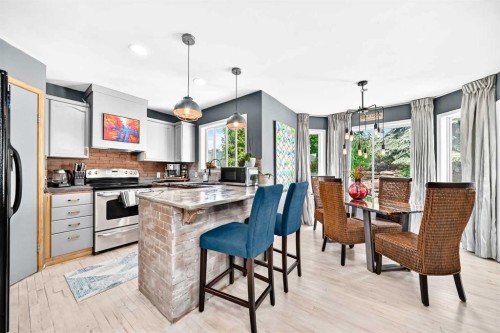 216 Hidden Spring Green Nw, Calgary, AB 