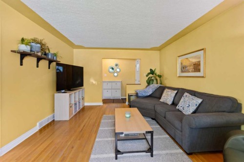 7220 Farrell Road Se, Calgary, AB 