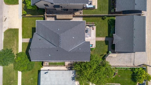 313 Centre Avenue Se, Airdrie, AB - Outdoor
