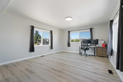 232 Polar Avenue Ne, High River, AB 