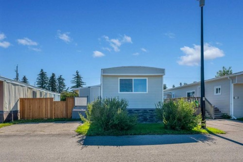232 Polar Avenue Ne, High River, AB 