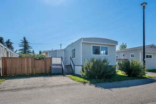 232 Polar Avenue Ne, High River, AB 