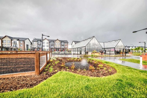261 Heirloom Way Se, Calgary, AB 