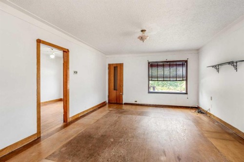 1409 81 Street, Coleman, AB - Indoor Photo Showing Other Room