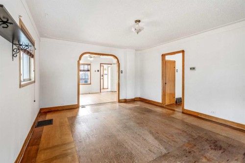 1409 81 Street, Coleman, AB - Indoor Photo Showing Other Room