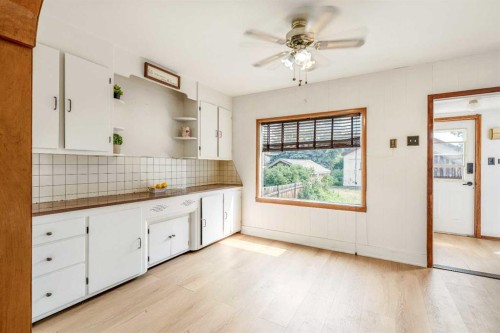 1409 81 Street, Coleman, AB - Indoor