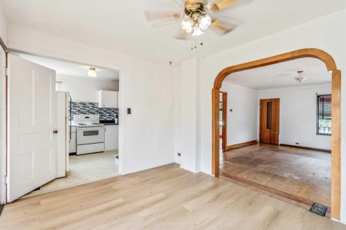 1409 81 Street, Coleman, AB - Indoor Photo Showing Other Room