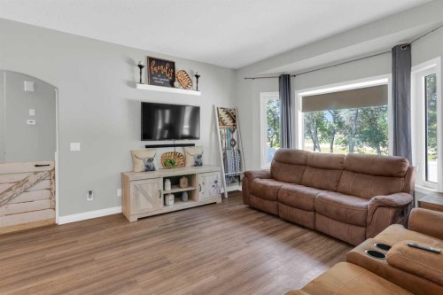 136 Allen Crescent, Vulcan, AB 