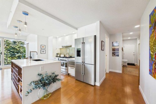 1503-1234 5 Avenue Nw, Calgary, AB - Indoor Photo Showing Kitchen With Upgraded Kitchen