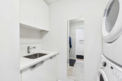 1503-1234 5 Avenue Nw, Calgary, AB - Indoor Photo Showing Laundry Room