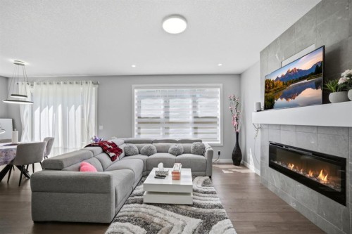 79 Amblefield Grove Nw, Calgary, AB 