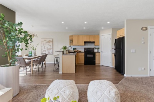 241 Somerside Close Sw, Calgary, AB 