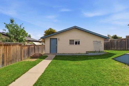 241 Somerside Close Sw, Calgary, AB 