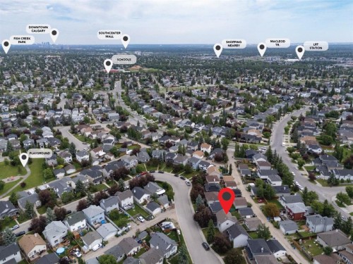241 Somerside Close Sw, Calgary, AB 