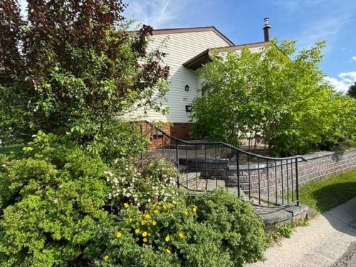 107 Silvergrove Road Nw, Calgary, AB 