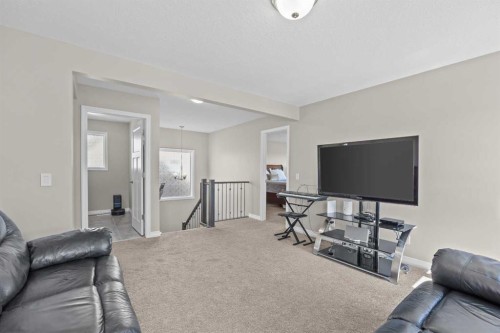 27 Mahogany Crescent Se, Calgary, AB 