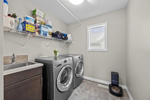 27 Mahogany Crescent Se, Calgary, AB 