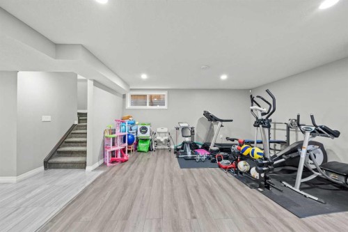 27 Mahogany Crescent Se, Calgary, AB 