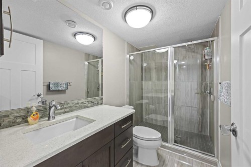 27 Mahogany Crescent Se, Calgary, AB 