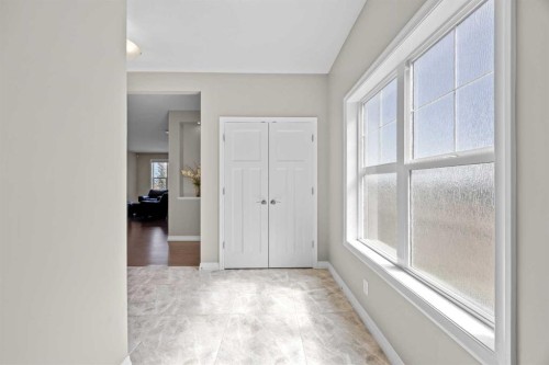 27 Mahogany Crescent Se, Calgary, AB 