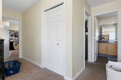 151 Bow Ridge Crescent, Cochrane, AB - Indoor