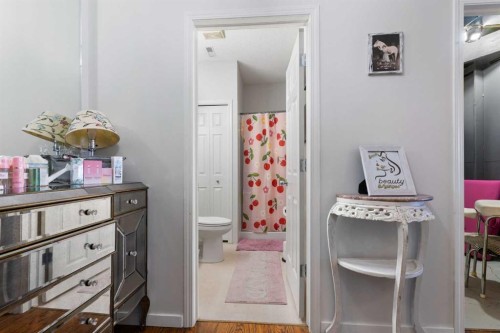 151 Bow Ridge Crescent, Cochrane, AB - Indoor Photo Showing Bathroom