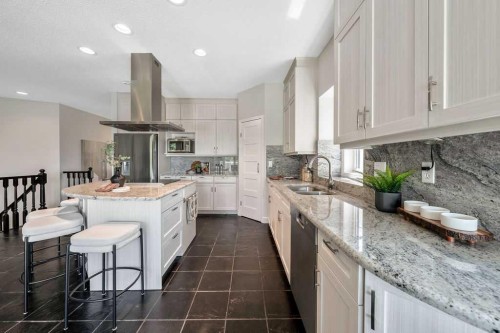 410 Mt Sparrowhawk Place Se, Calgary, AB 