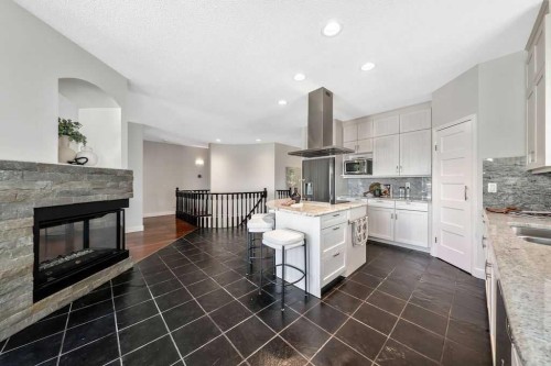410 Mt Sparrowhawk Place Se, Calgary, AB 