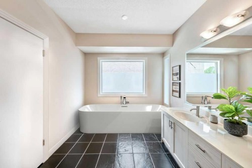410 Mt Sparrowhawk Place Se, Calgary, AB 