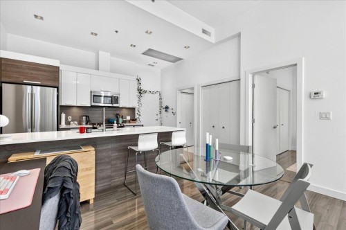 809-235 9A Street Nw, Calgary, AB - Indoor Photo Showing Dining Room