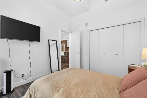 809-235 9A Street Nw, Calgary, AB - Indoor Photo Showing Bedroom
