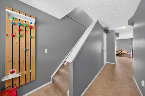 76 Country Village Lane Ne, Calgary, AB - Indoor Photo Showing Other Room
