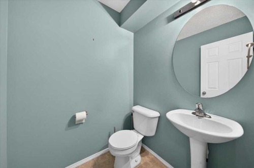 76 Country Village Lane Ne, Calgary, AB - Indoor Photo Showing Bathroom
