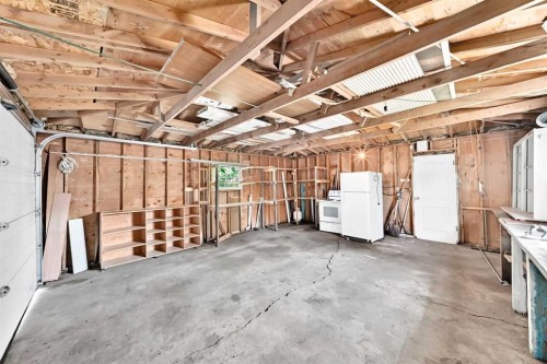 6839 Huntridge Hill Ne, Calgary, AB 