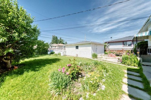 6839 Huntridge Hill Ne, Calgary, AB 