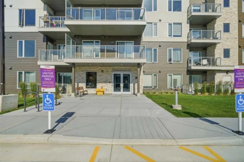 109-700 Shawnee Square Sw, Calgary, AB 