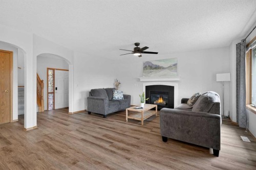 72 Springs Crescent Se, Airdrie, AB 