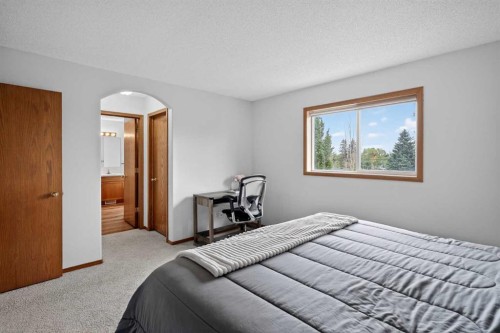 72 Springs Crescent Se, Airdrie, AB 