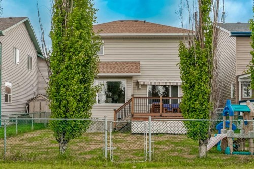 72 Springs Crescent Se, Airdrie, AB 