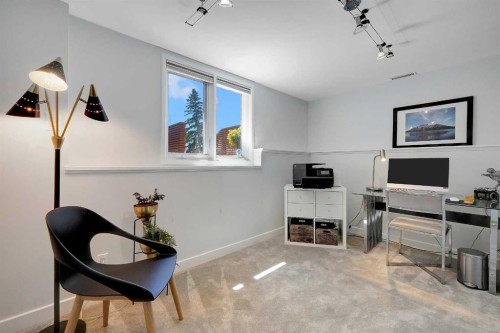 1718 12 Avenue Nw, Calgary, AB 