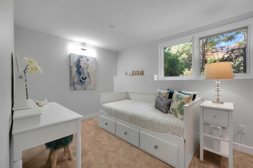1718 12 Avenue Nw, Calgary, AB 