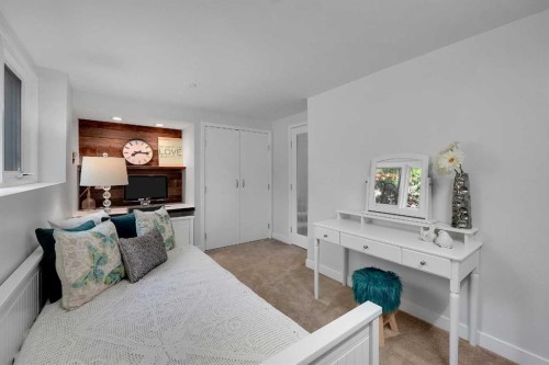 1718 12 Avenue Nw, Calgary, AB 