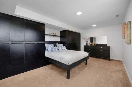 1718 12 Avenue Nw, Calgary, AB 