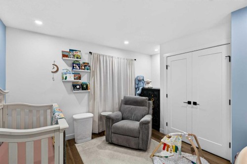 9512 Academy Drive Se, Calgary, AB - Indoor