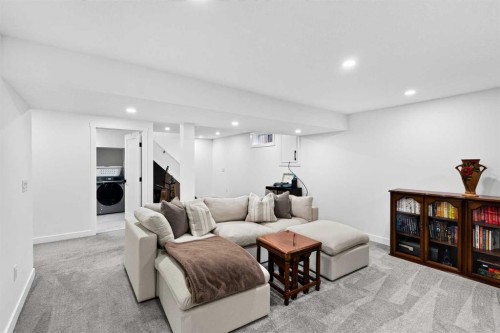 9512 Academy Drive Se, Calgary, AB - Indoor