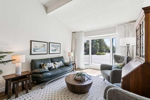 272 Woodfield Road Sw, Calgary, AB 