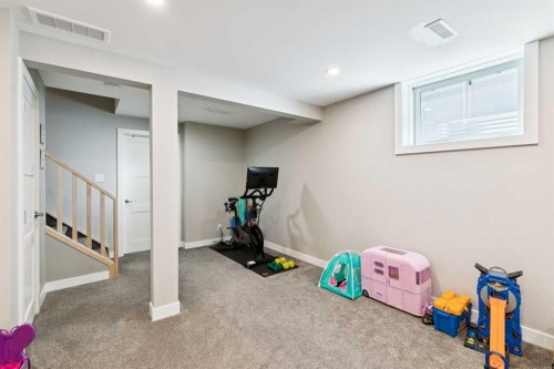 272 Woodfield Road Sw, Calgary, AB 
